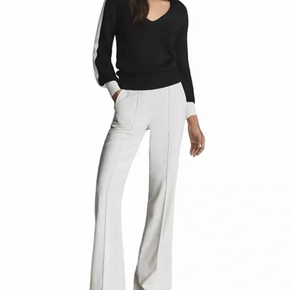 REISS Black V-Neck Knit Sweater w/ Contrast Stripe Sleeves | Size L | - Picture 4 of 8